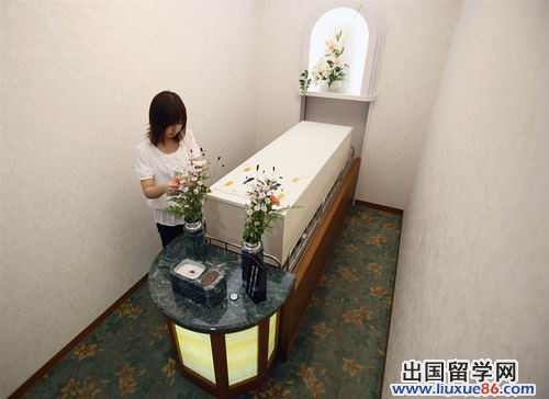 日本橫濱推出只為死者服務的酒店3