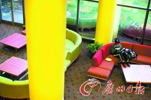 美國公立大學因經費緊張擴招中國留學生[1]2