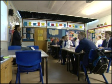 2012英國BBC:英國高薪校長增多引起爭議1