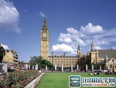 英修改簽證制度 留學生受新規困擾影響學業1