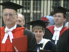 2012英國BBC:留英變化（五）：簽證政策1