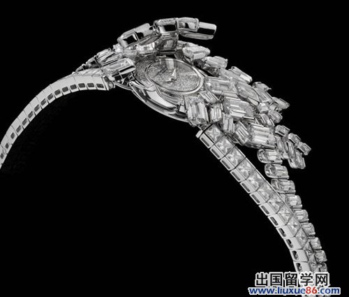 韓國：首爾展出天價鑲嵌310顆鉆石的豪華手表1