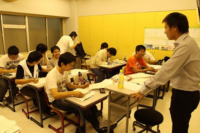 旅日華人辦“名校志向塾” 助華人就讀日本名校[1]1
