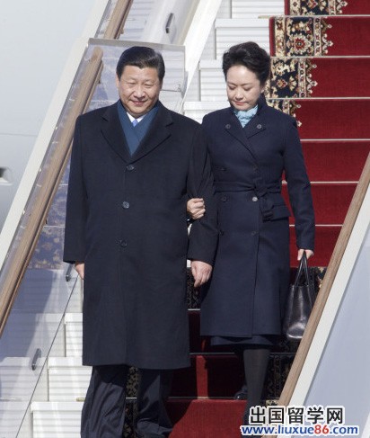 留學新聞 中國第一夫人彭麗媛引領本土品牌1