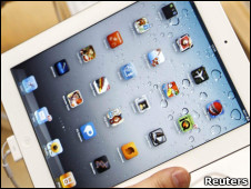 英國新聞:大英圖書館經典藏書上iPad1