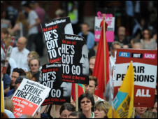 2012英國:英公務員將被迫增繳養老保險1