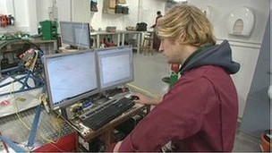 英媒2012:理工科畢業生就業前景佳收入高1