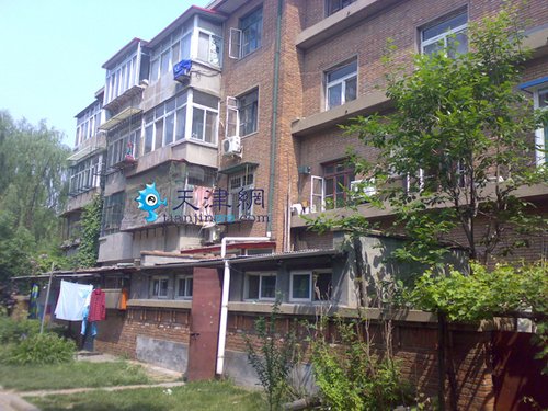 揭秘南開研漂村：月花三千 租房堪比“膠囊”1
