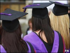 英國BBC:英國大學文科學費恐大幅上漲1