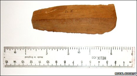 2012英國:牛頓蘋果樹上太空體驗零重力1