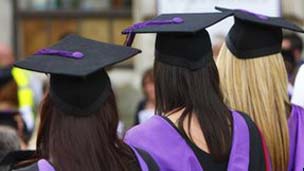 2012英國BBC:英大學申請截止 人數減少數萬1
