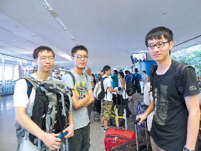 空難未阻中國赴美游學熱 又一游學團抵達舊金山1