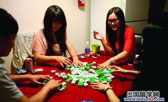 美國小鎮的中國留學生:抽中國煙說漢語(圖)8