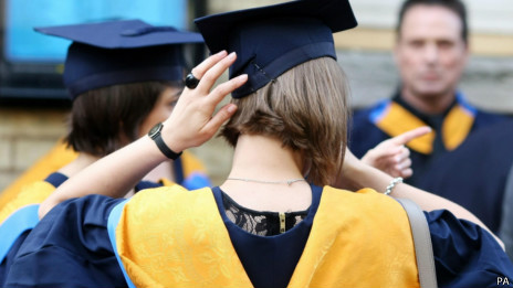 2013英國:大學漲學費 大齡全日制學生大減1