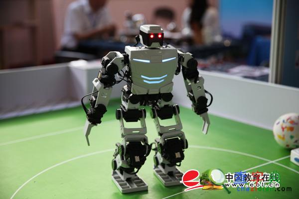 各地展館亮相職業院校創新成果交流賽 塑職教新名片2