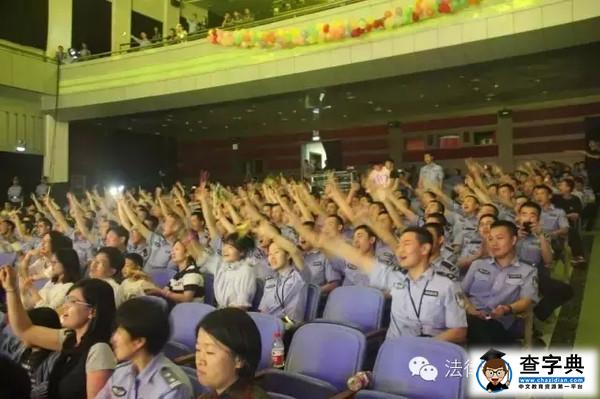 【龍圖教育】中國公安大學11級畢業晚會贊助6