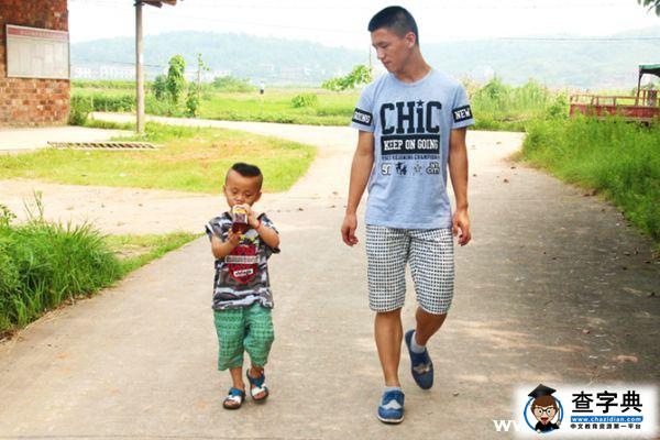 “父子檔”溫情點亮七月 留守童渴望亟需關注2
