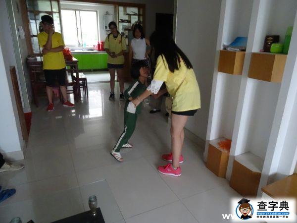 愛心回訪濟困 情暖別樣花朵4