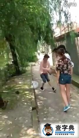 女中學生遭暴打 2分鐘內被扇臉13次 校園暴力何時止？2