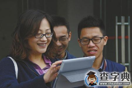 大學女老師請學生吃午餐 6年吃了700頓1