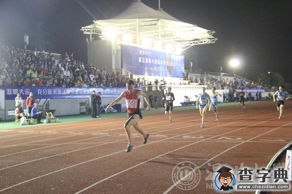 寶石需經磨礪 光彩才璀璨黑夜1