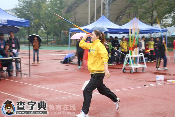 大運會撞上“雙十一”，運動健兒雨中頻破大運會記錄4