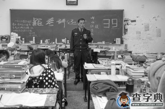 中南林科大60歲保安僅小學文化 每年幫近千名學生考研1