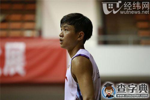 武漢理工李文峻：球場俠骨　日下柔情4