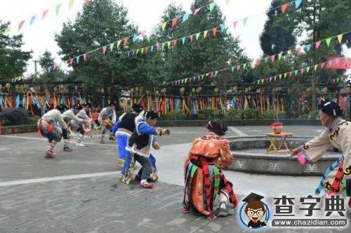 “舞彩成電”留學生舞蹈隊赴邛崍直臺羌寨采風3