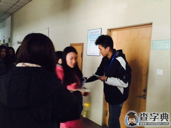 河北科技師范學院開展預防艾滋病宣傳志愿服務活動3