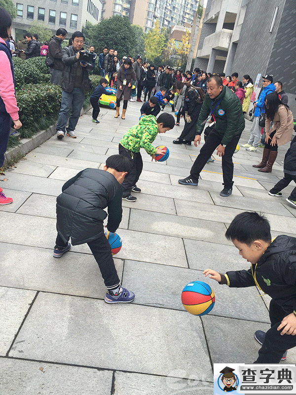 哇哈哈幼兒園開展親子趣味運動會3