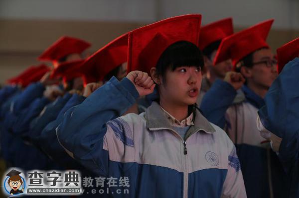 是什么讓他們淚流滿面？杭十四中成人禮孩子對父母的感恩道不完3