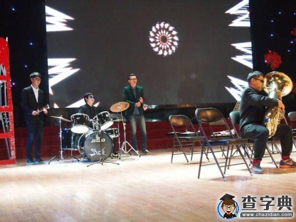 長安大學迎新晚會：用年輕的心臟 擁抱放肆的青春13