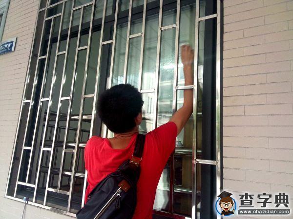 醫大“鋒蜜”獻熱心 只為還教室原貌2