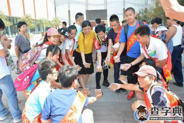 福醫大志愿者與聾人朋友共度中秋2