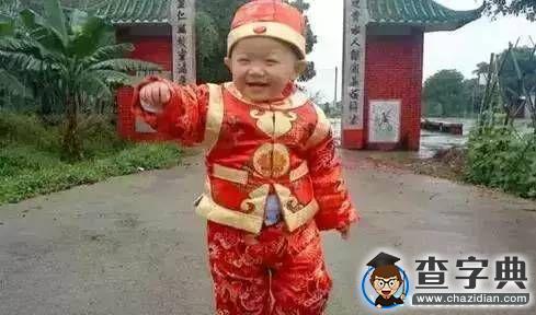 小時候那才叫過年 現在只能叫...3