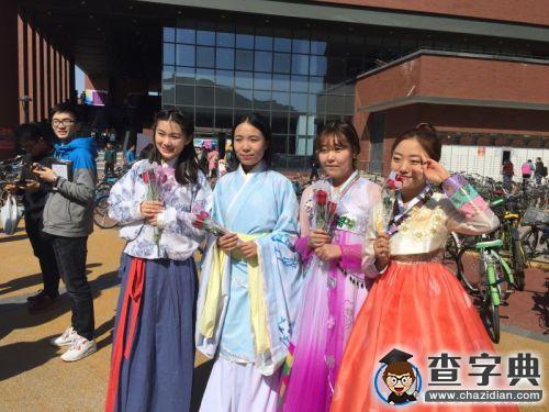 南開學生歡享女生節 愛意暖暖2