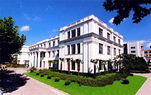走進上海高校老建筑之華東師范大學1