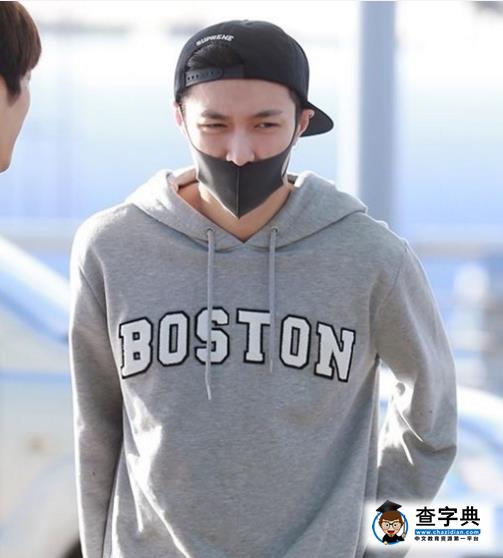 太拼！張藝興暈倒次日趕行程 仍是昨天那身衣服2