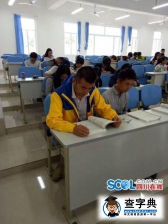 連考三年 43歲大叔回爐讀大學終圓學醫夢1