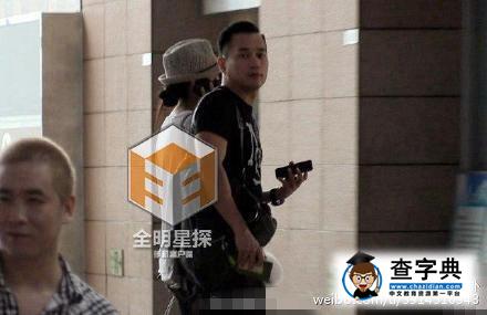 安以軒和男友陳榮煉怎么認識的 陳榮煉個人資料家庭背景介紹1
