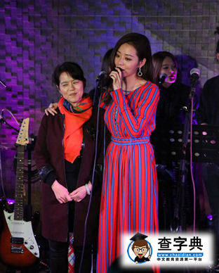 張靚穎凌晨發文秒刪 抱歉沒按你們劇本走 這話什么意思？是在抱怨群眾？2