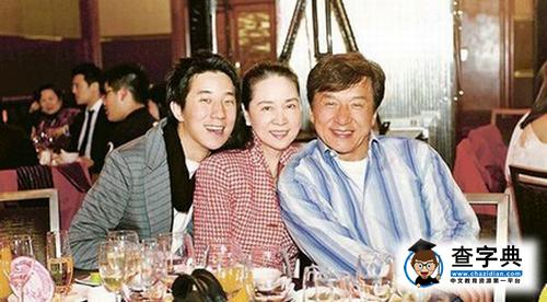 成龍新書提及舊事 表態：傷人的話我不講1