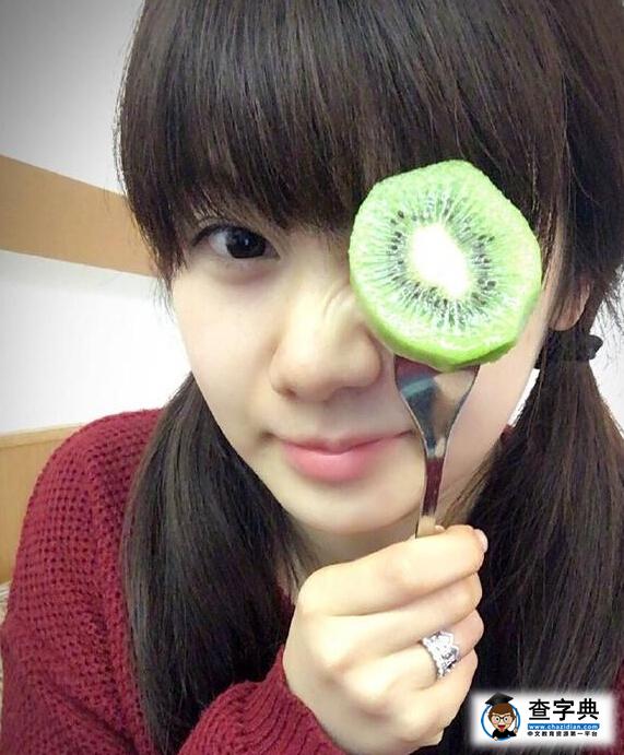 福原愛夫婦合體秀恩愛，可網友的關注點在獼猴桃上…1