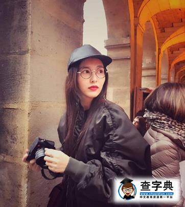 唐嫣近照曝光 戴圓框眼鏡面容精致1