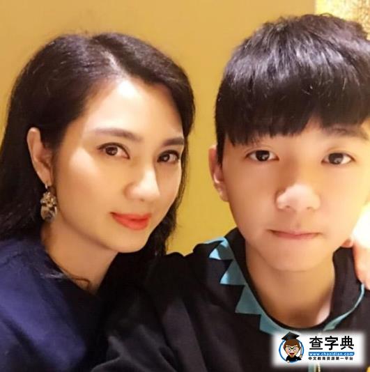 在劇情不停反轉的娛樂圈，當個吃瓜群眾最省心…1