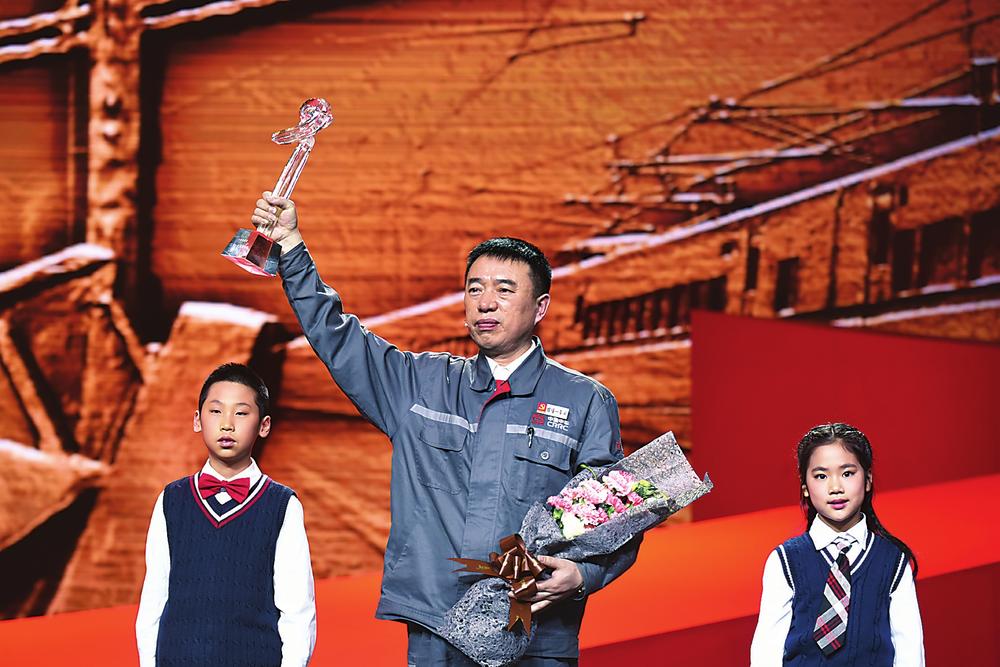 感動中國2016年度人物李萬君：平凡的工匠 非凡的大師1