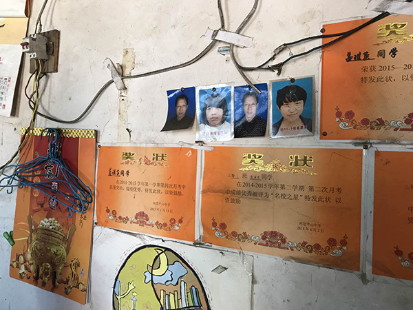 河北男子18年前撿到棄嬰：打工務農攢學費 今天女兒高考了2