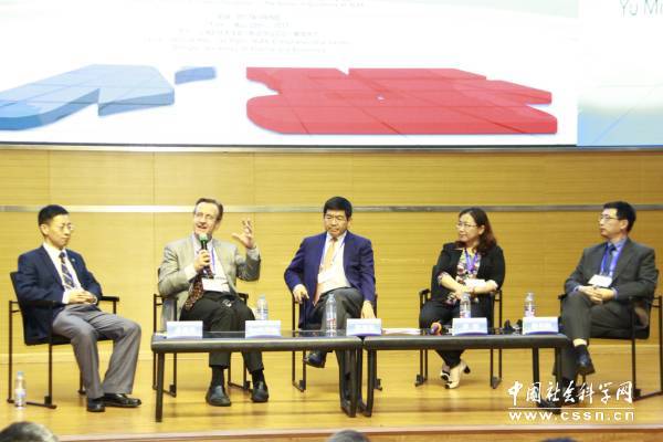 經濟學家聚議后危機時代的經濟學前沿發展18