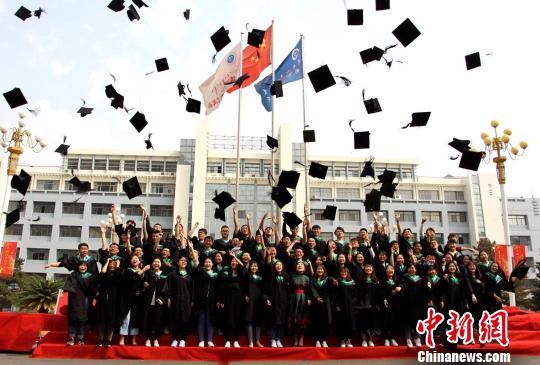考研成功率達75% 內蒙古一高校入學低分班逆襲成“網紅”1
